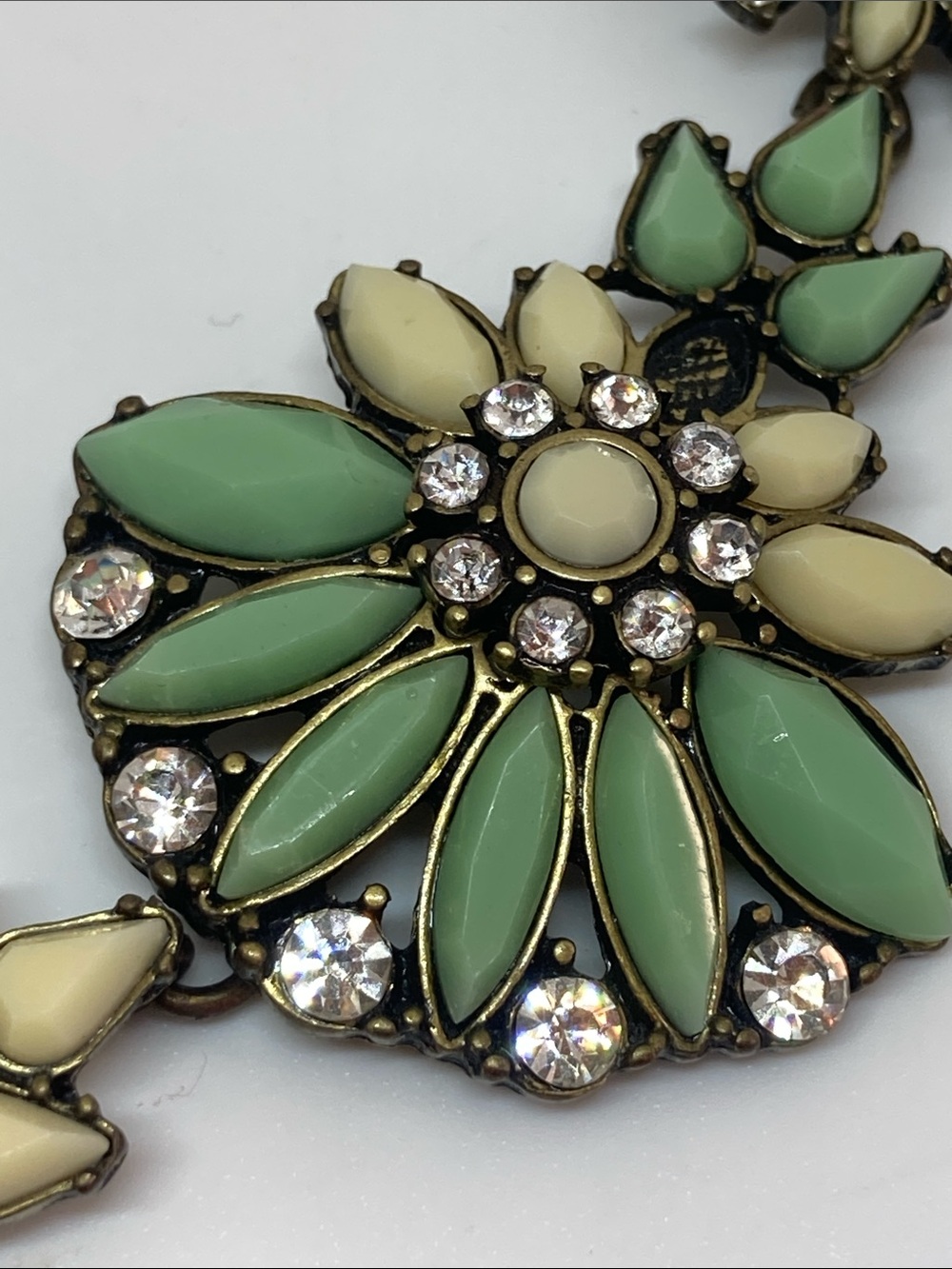 Mint Floral Statement Necklace for Women Chunky Bib Fashion Jewelry - Picture 6 of 7